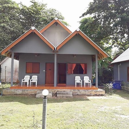 Green Chilli Bungalows Ko Lanta Exteriör bild