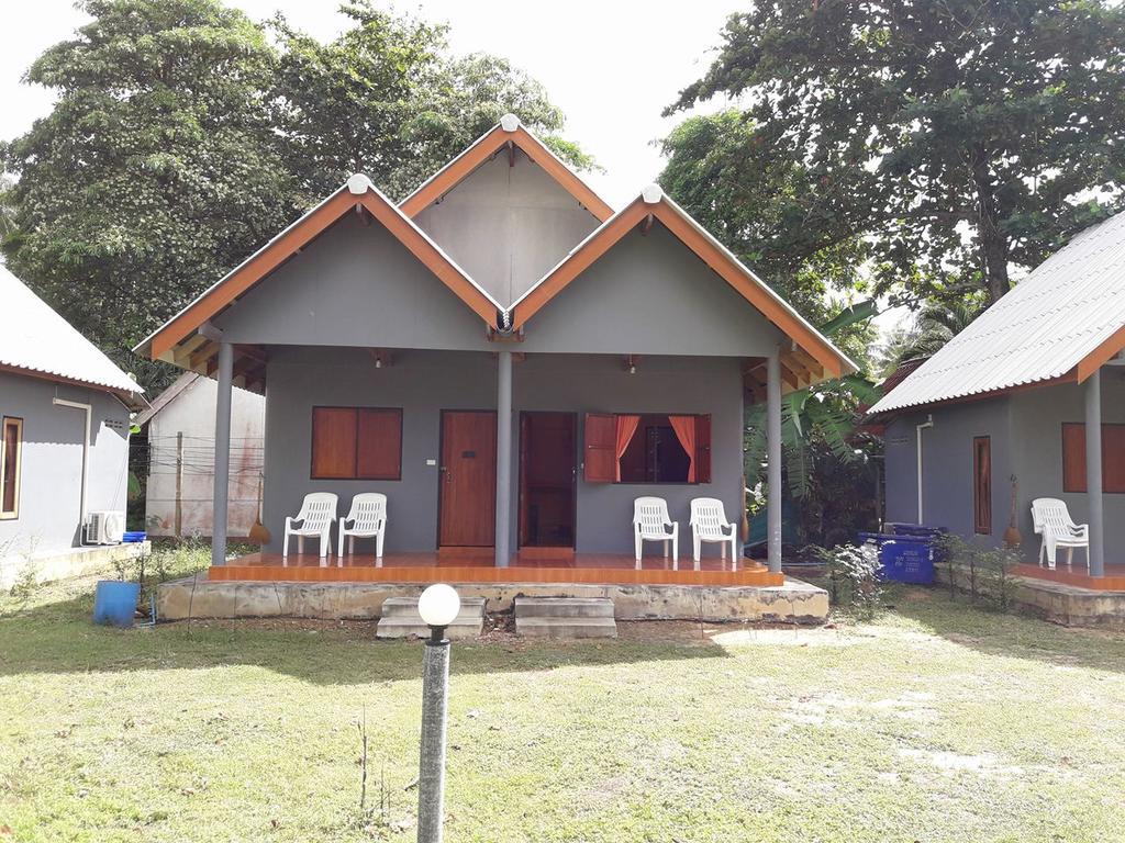 Green Chilli Bungalows Ko Lanta Exteriör bild